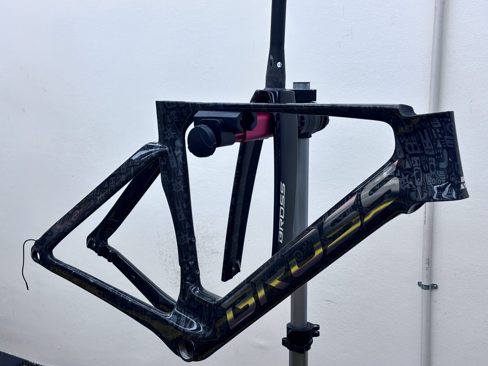 Carbon Road Bike Frame Protection — Pro Shield B65